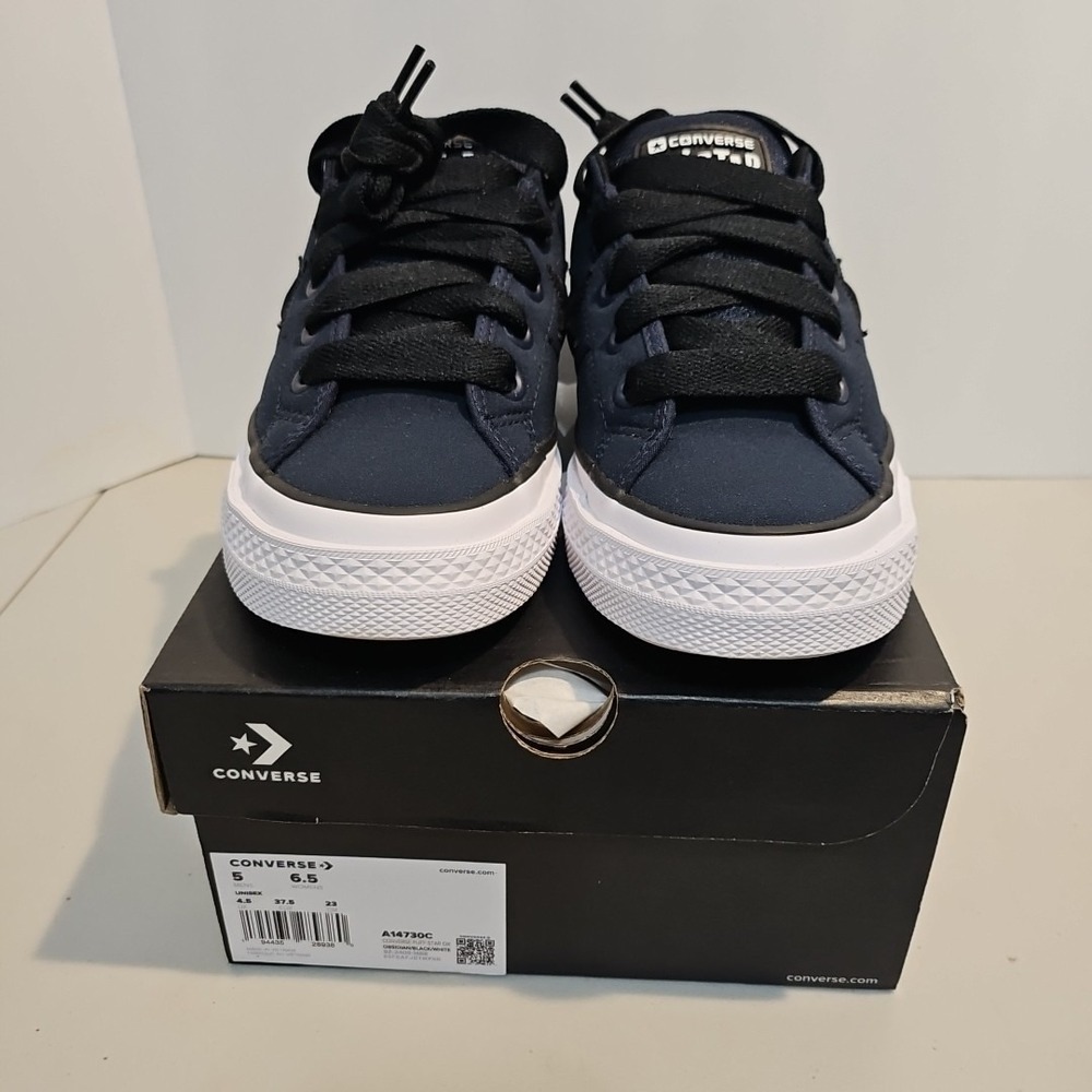Converse One Star Puff Low-Top Sneaker Navy/Black/White Mens 5 Women's 6.5 - Picture 3 of 8